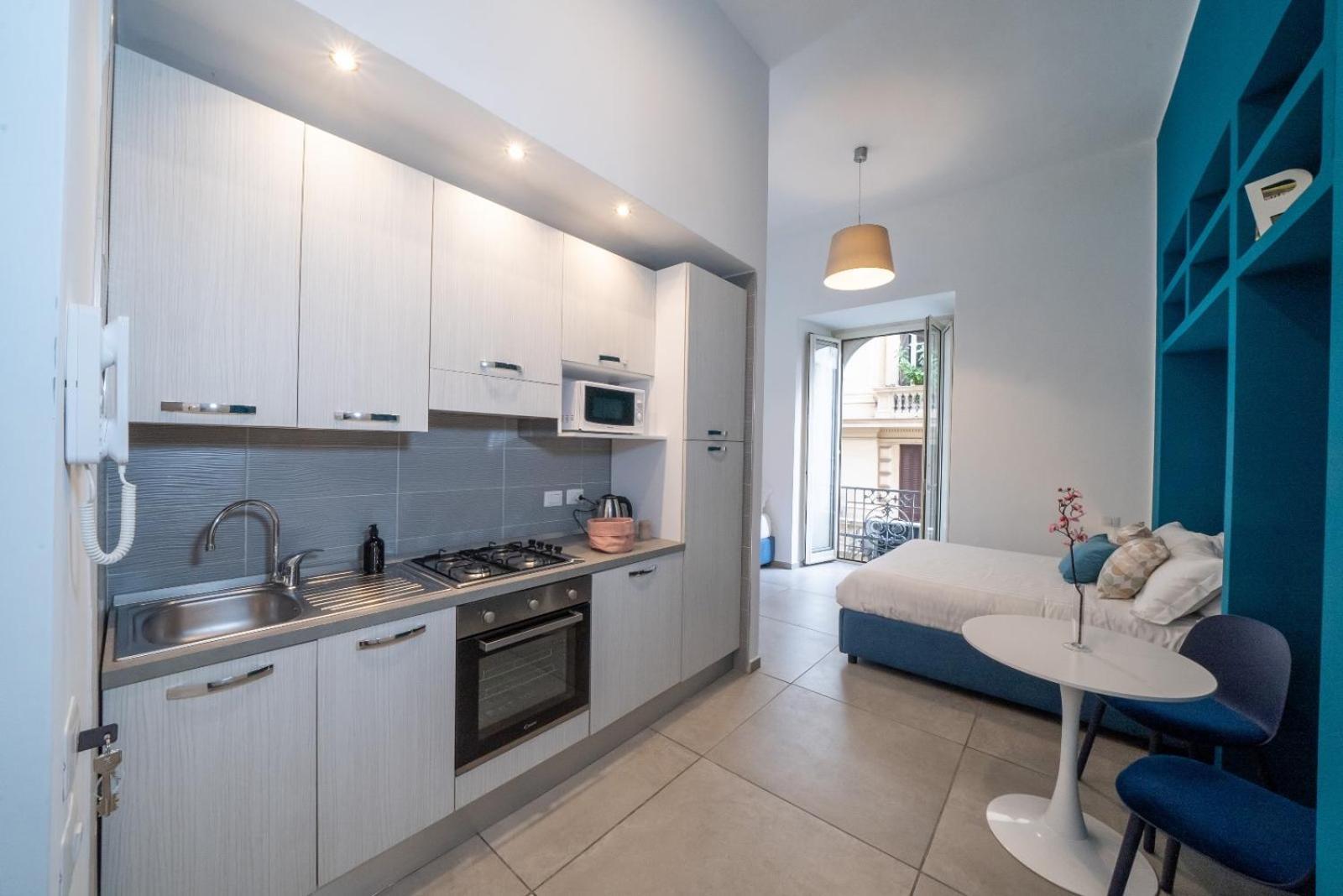 Bovio Boutique Studio Apartment Неаполь Экстерьер фото