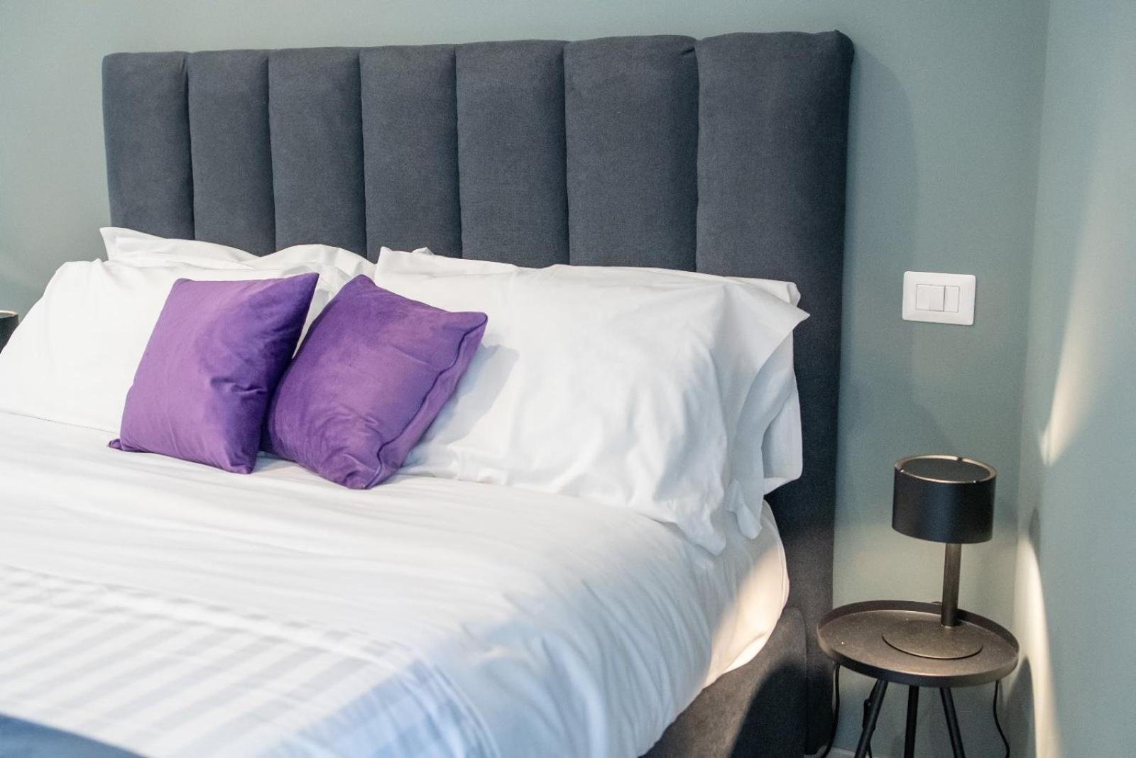 Bovio Boutique Studio Apartment Неаполь Экстерьер фото