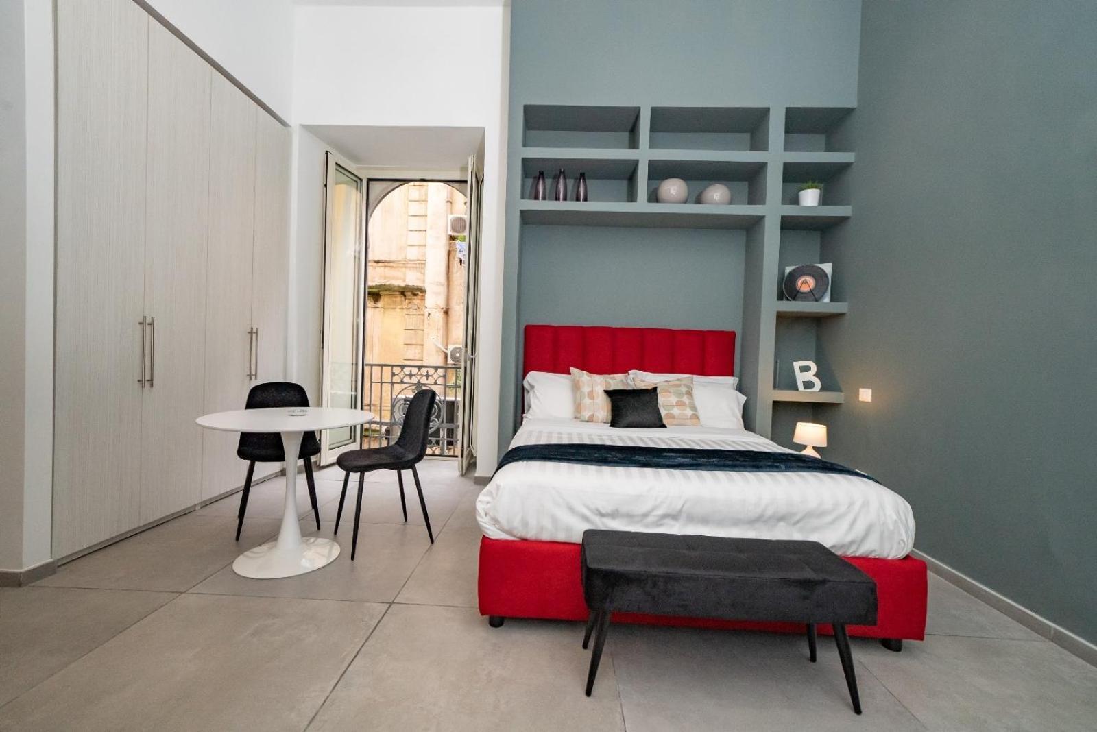 Bovio Boutique Studio Apartment Неаполь Экстерьер фото