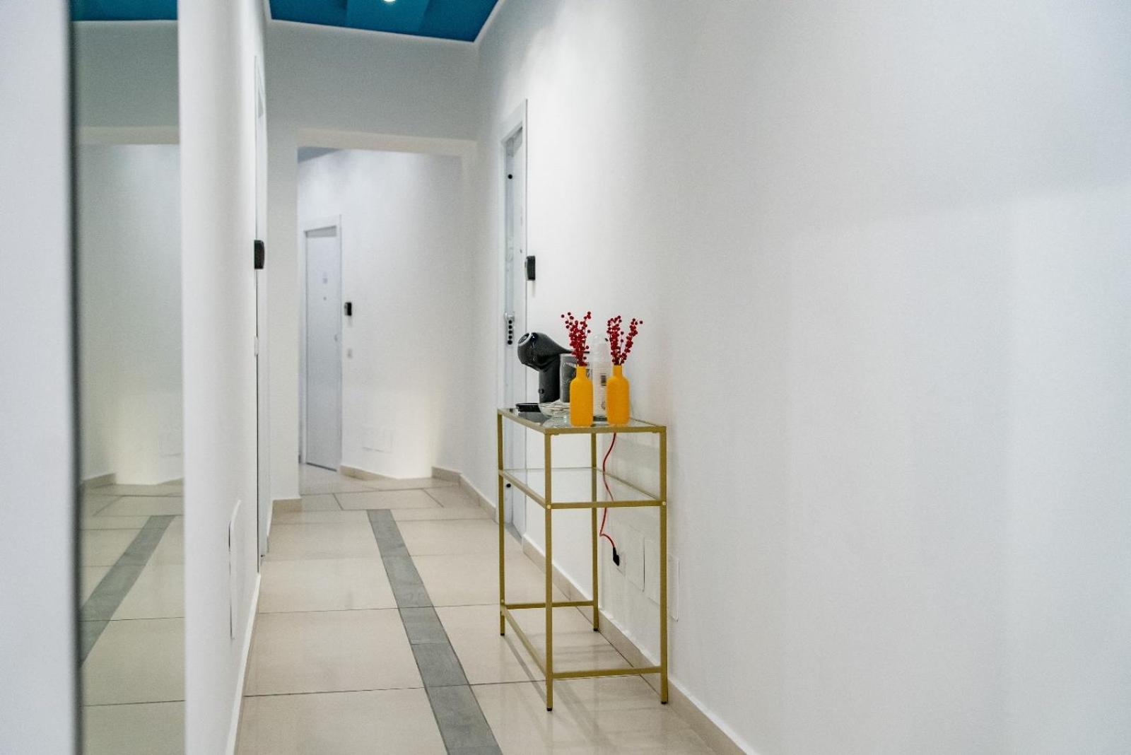 Bovio Boutique Studio Apartment Неаполь Экстерьер фото